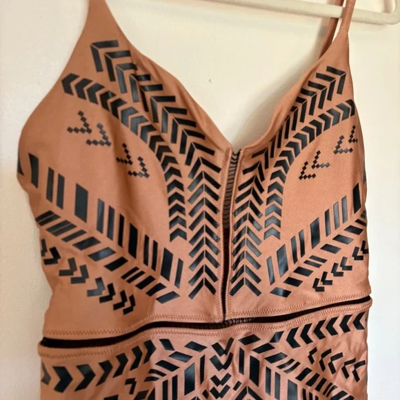 Biliblond Kim One Piece Swimsuit Gold Black XL Straps Cheeky - Picture 5 of 16